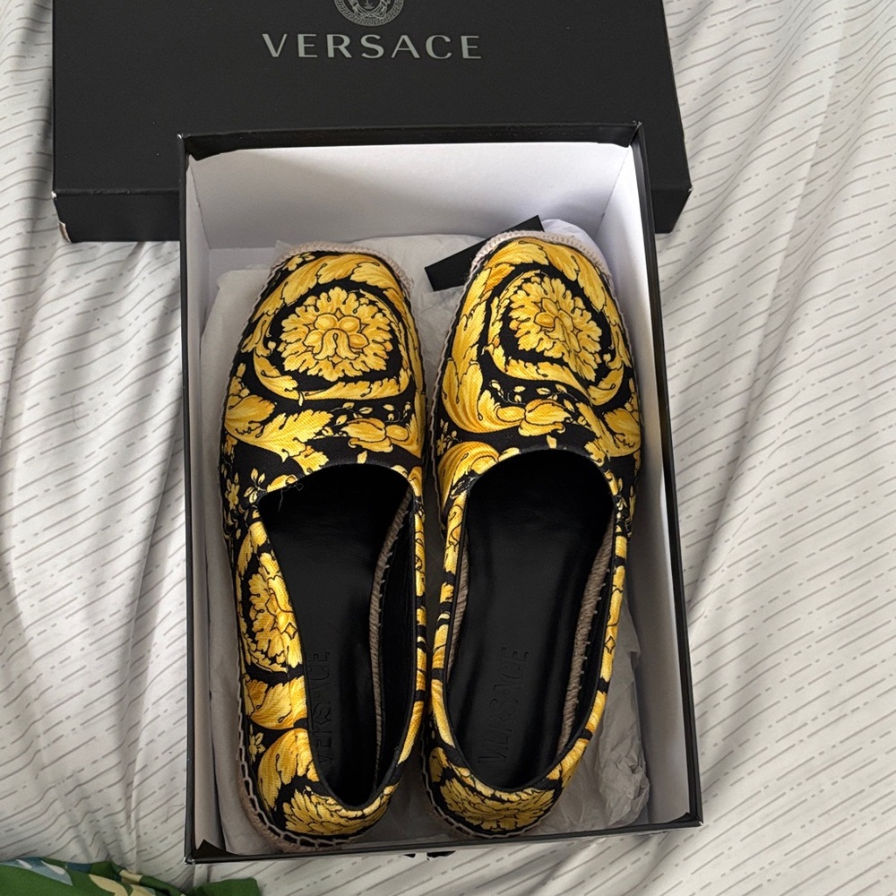 Versace Women's Black and Gold Baroque Flats
